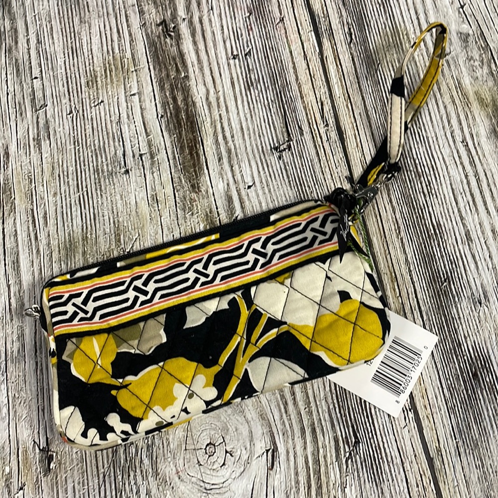 Vera Bradley Front Zip Wristlet